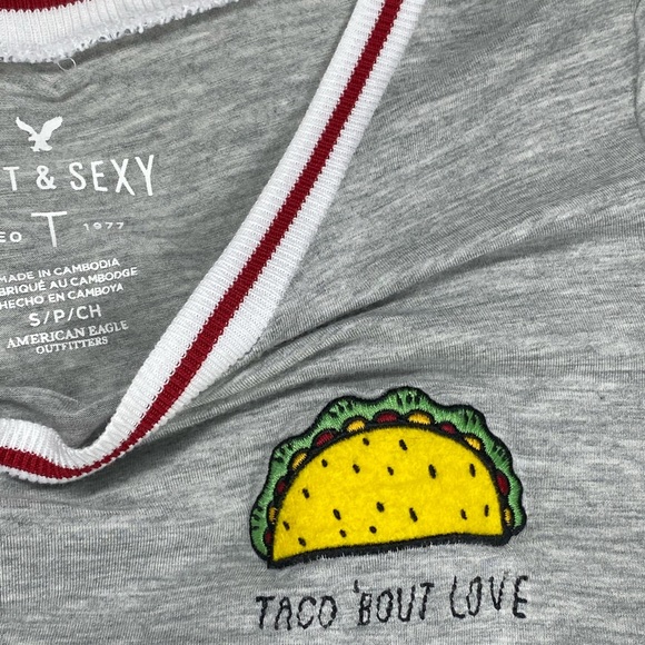 American Eagle | Soft & Sexy "Taco Bout Love" Tee - Picture 5 of 5